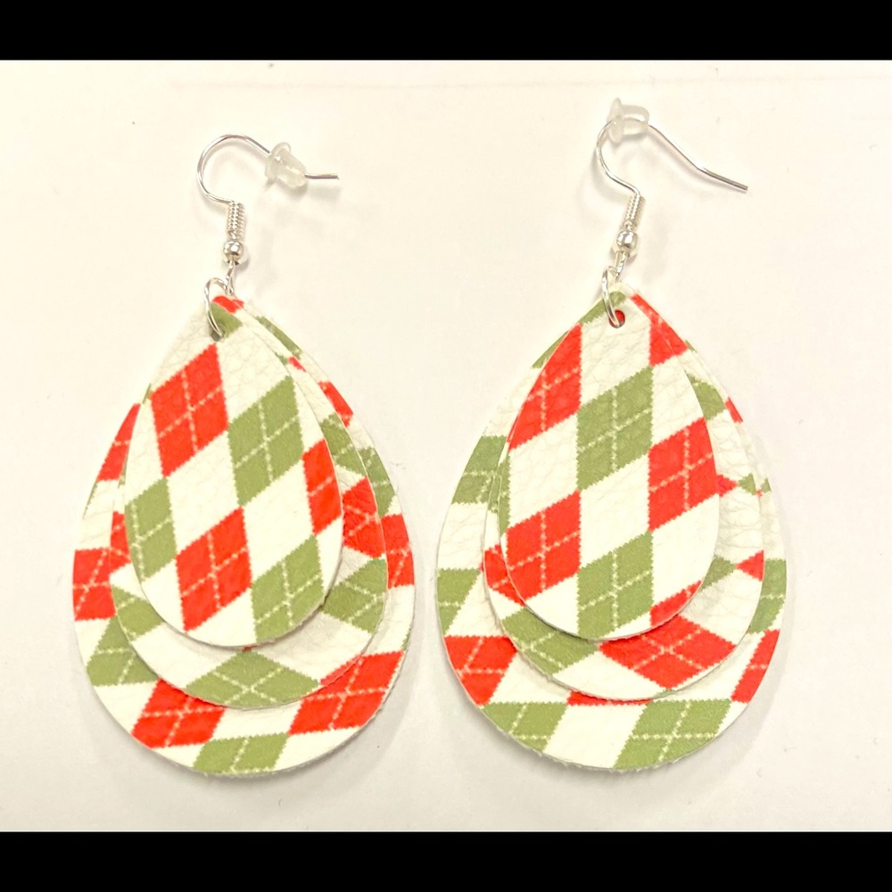 3 for $12 🎉 Faux Leather Teardrop Dangle Earrings